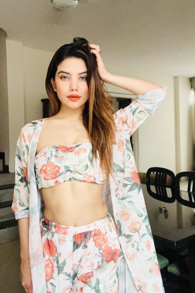 Aliganj Escort Services